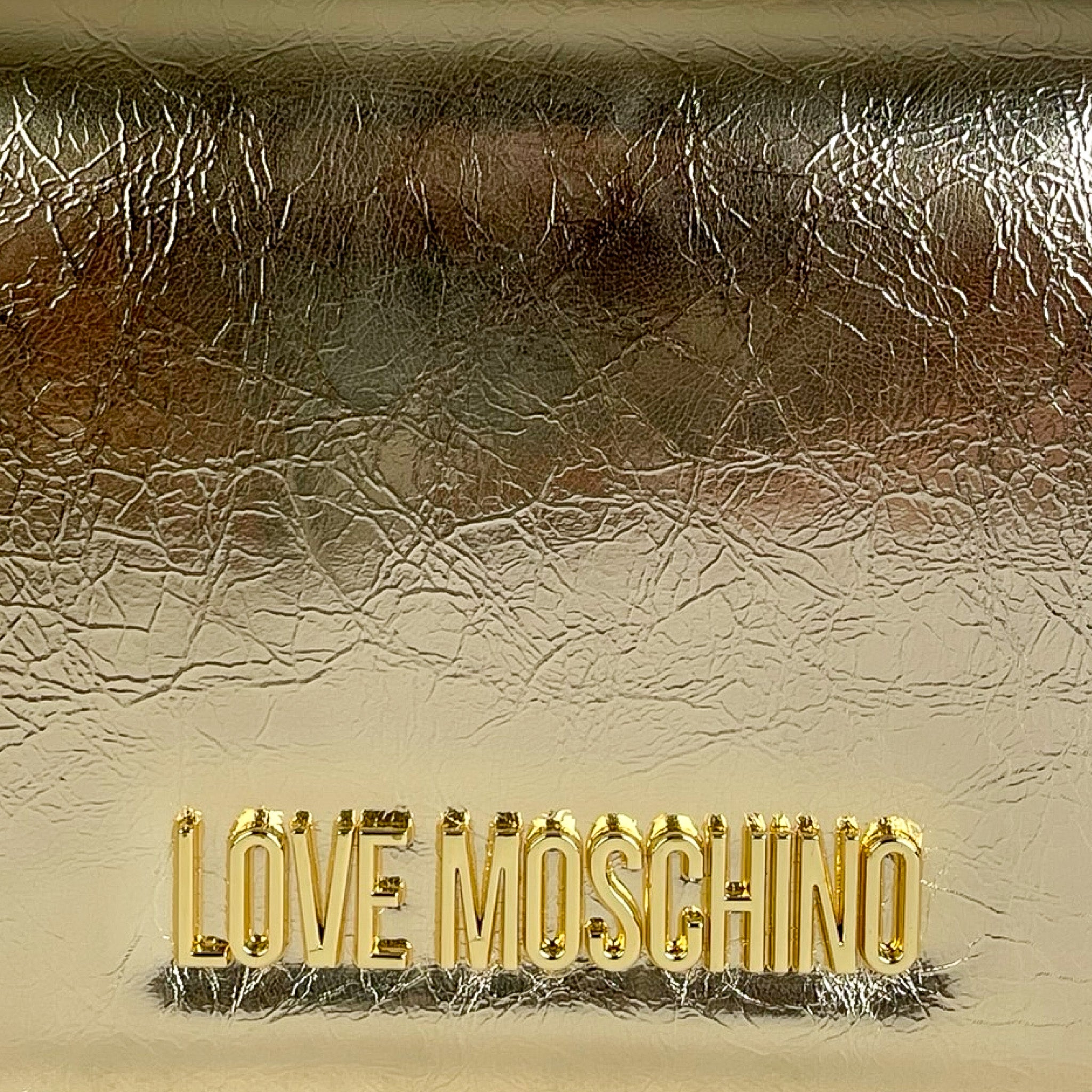 LOVE MOSCHINO