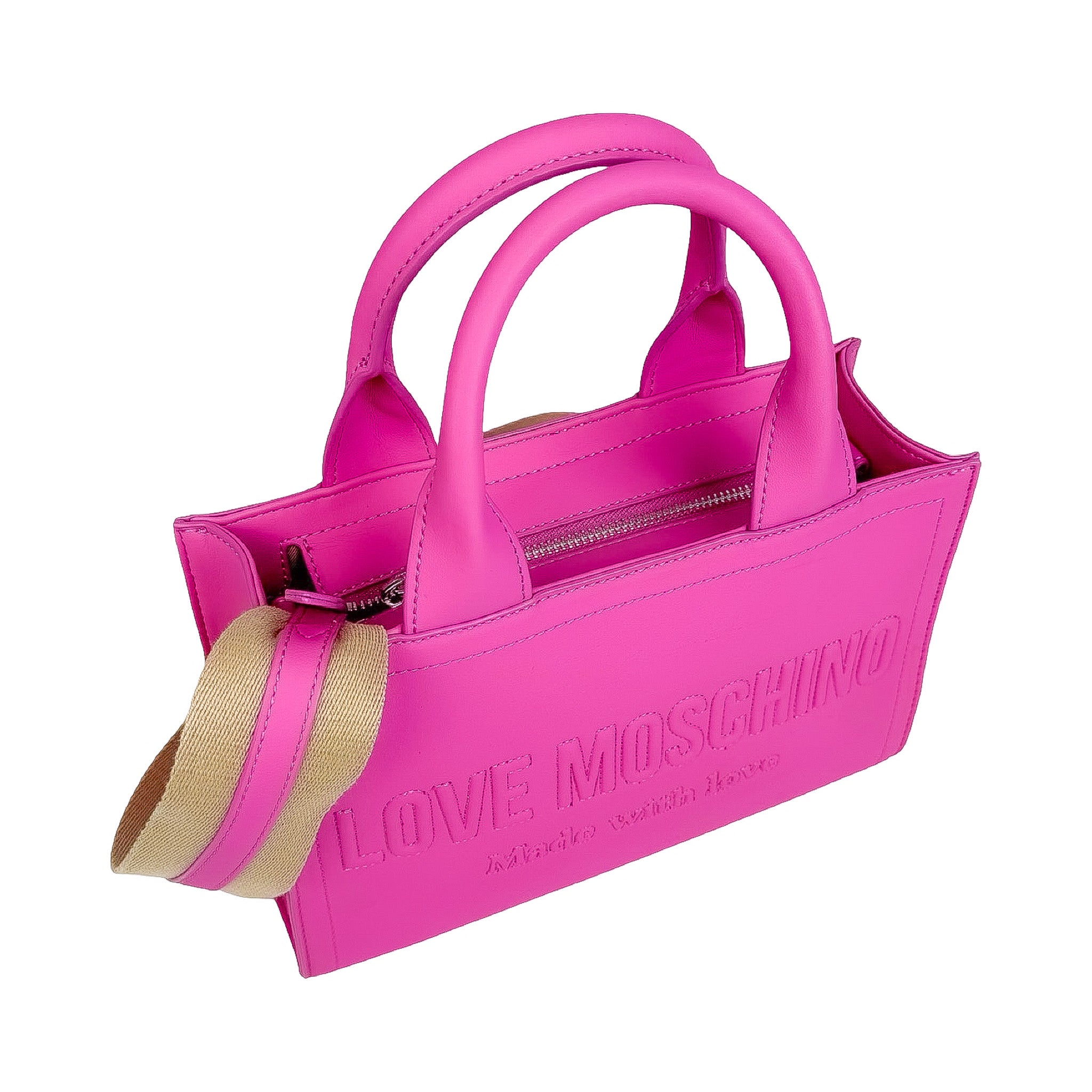 Love MOSCHINO