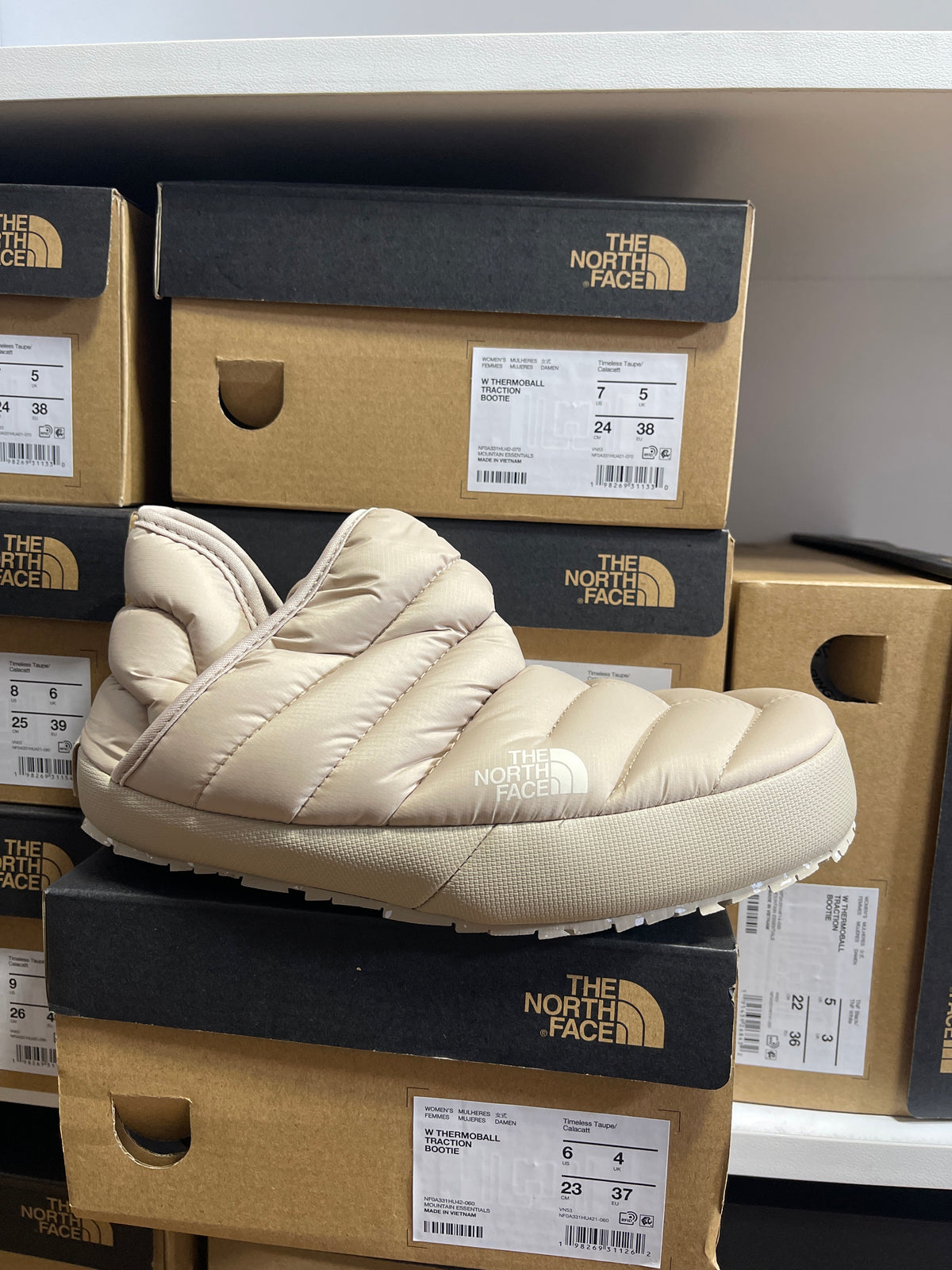 THE NORTH FACE