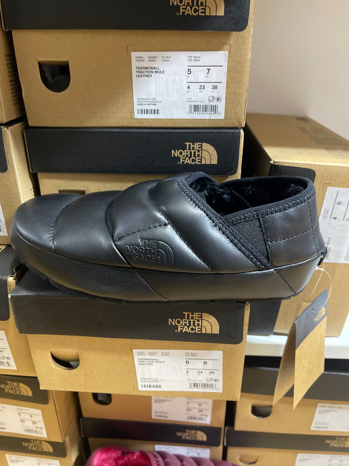 THE NORTH FACE