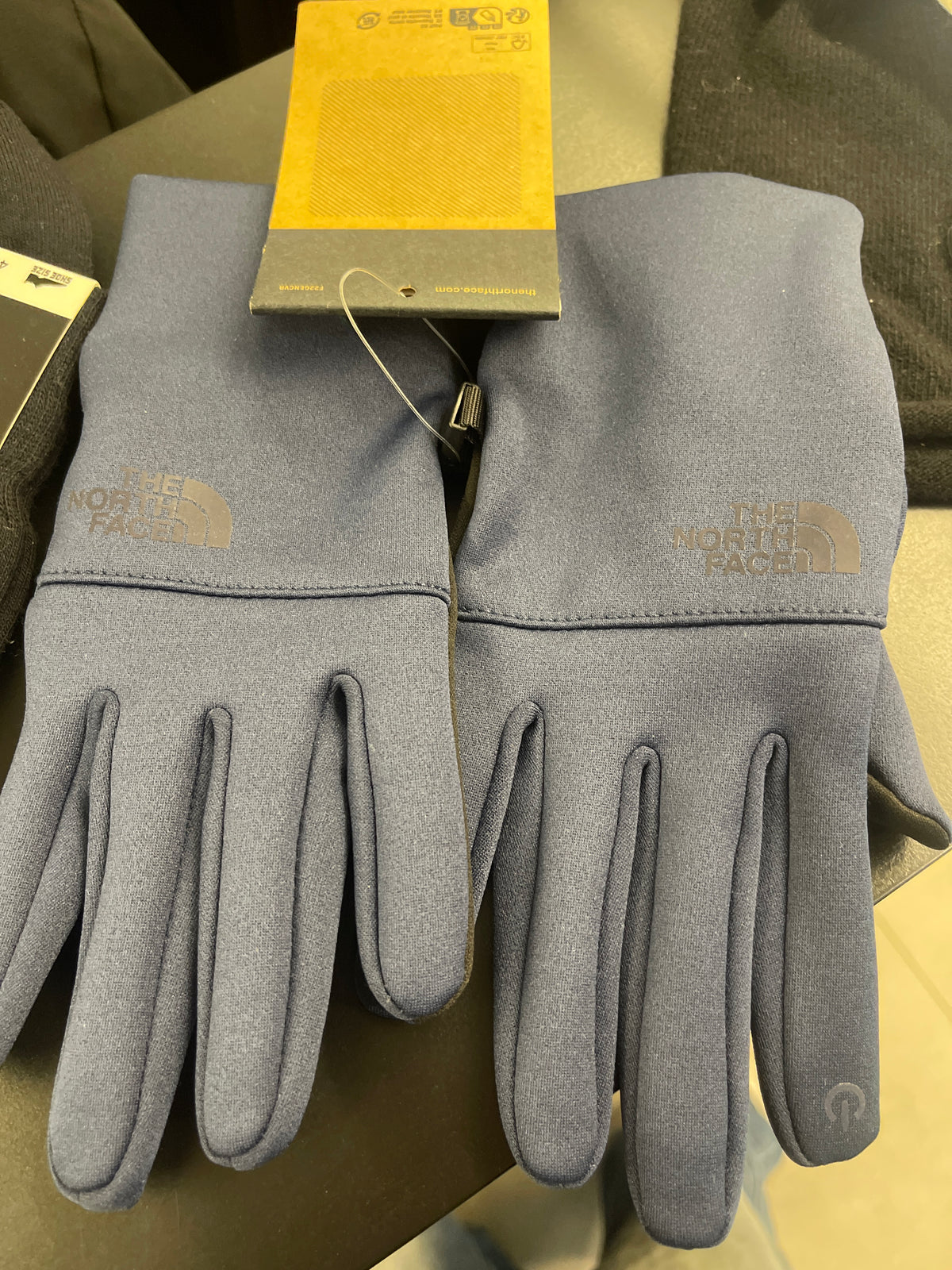 THE NORTH FACE