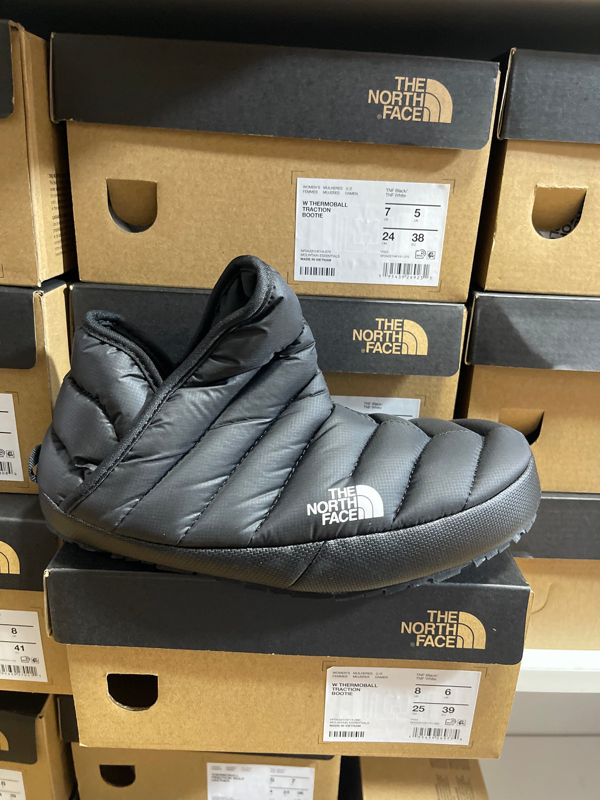 THE NORTH FACE